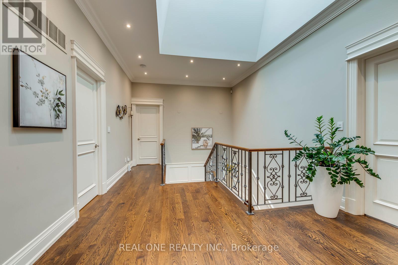 767 Parkland Avenue, Mississauga, Ontario  L5H 3G6 - Photo 22 - W12450419