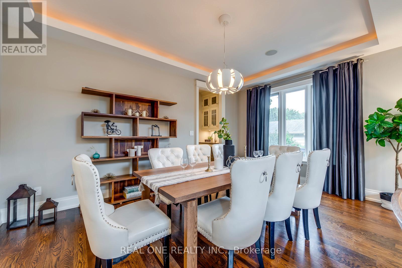 767 Parkland Avenue, Mississauga, Ontario  L5H 3G6 - Photo 9 - W12450419