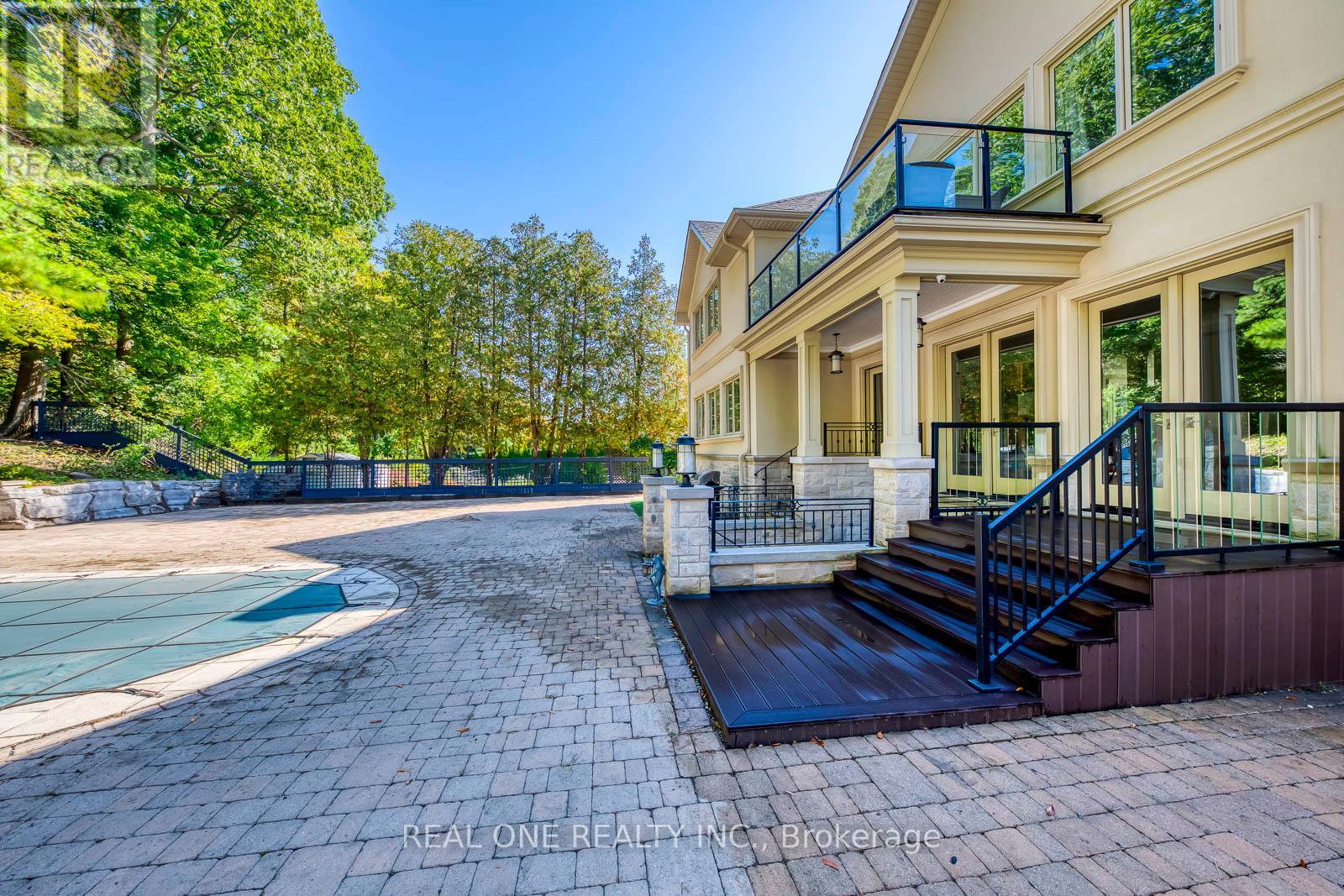 767 Parkland Avenue, Mississauga, Ontario  L5H 3G6 - Photo 46 - W12450419