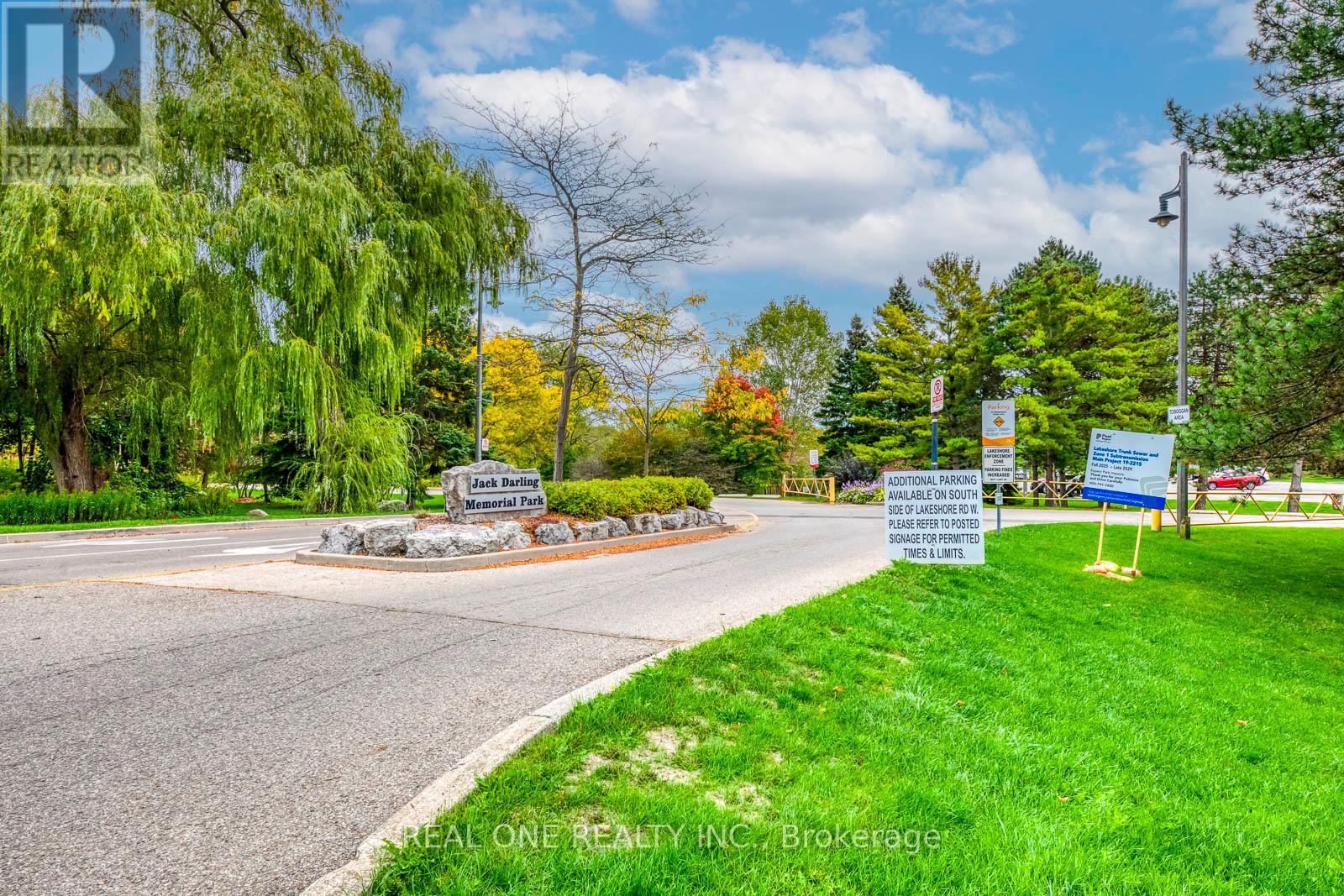 767 Parkland Avenue, Mississauga, Ontario  L5H 3G6 - Photo 48 - W12450419