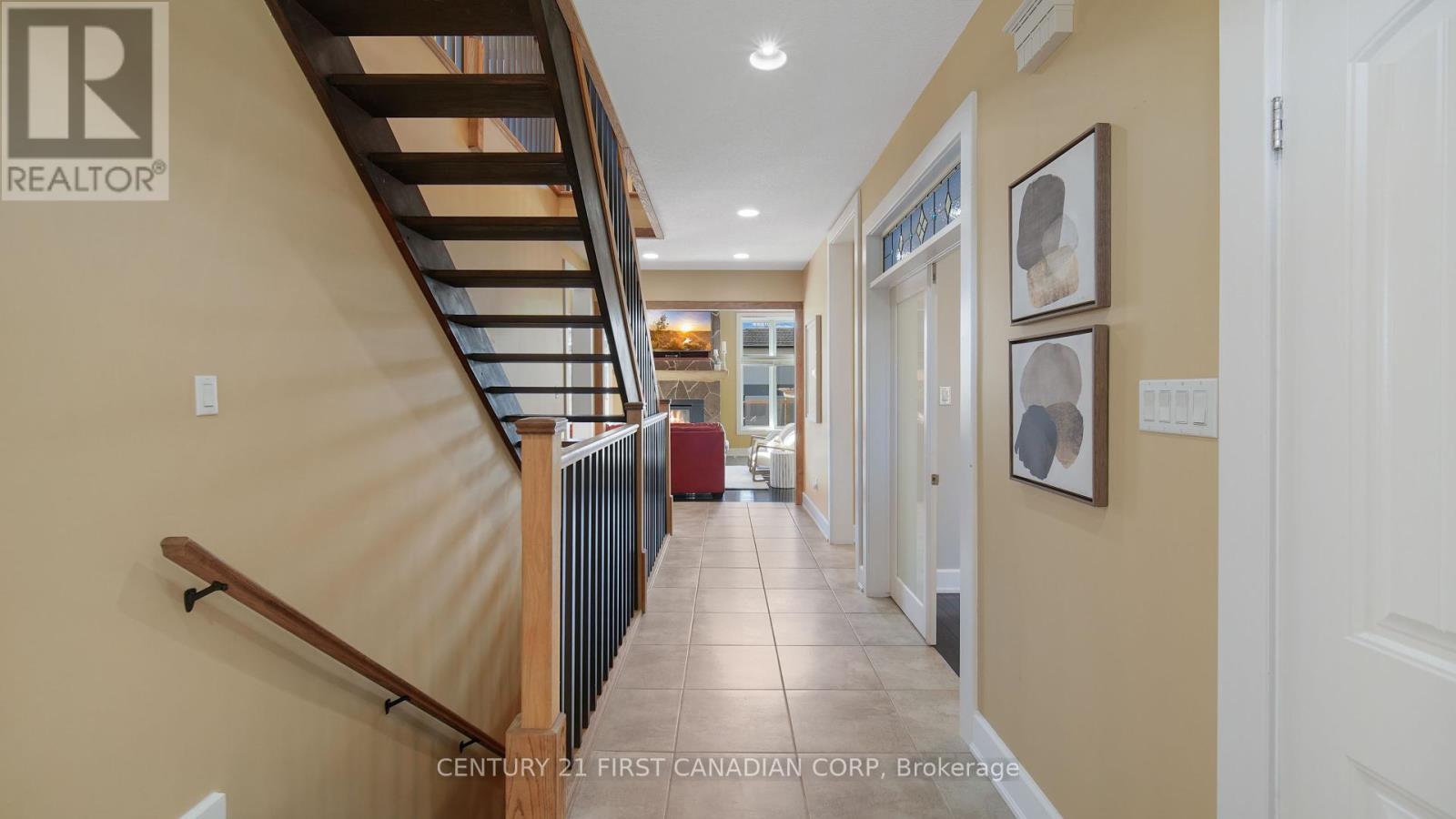 1659 Hamilton Road, London South (South U), Ontario  N6M 1G5 - Photo 18 - X12451240