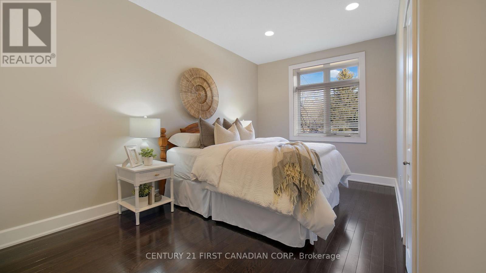 1659 Hamilton Road, London South (South U), Ontario  N6M 1G5 - Photo 24 - X12451240