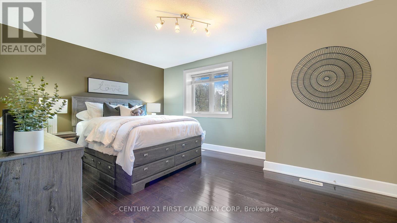 1659 Hamilton Road, London South (South U), Ontario  N6M 1G5 - Photo 25 - X12451240
