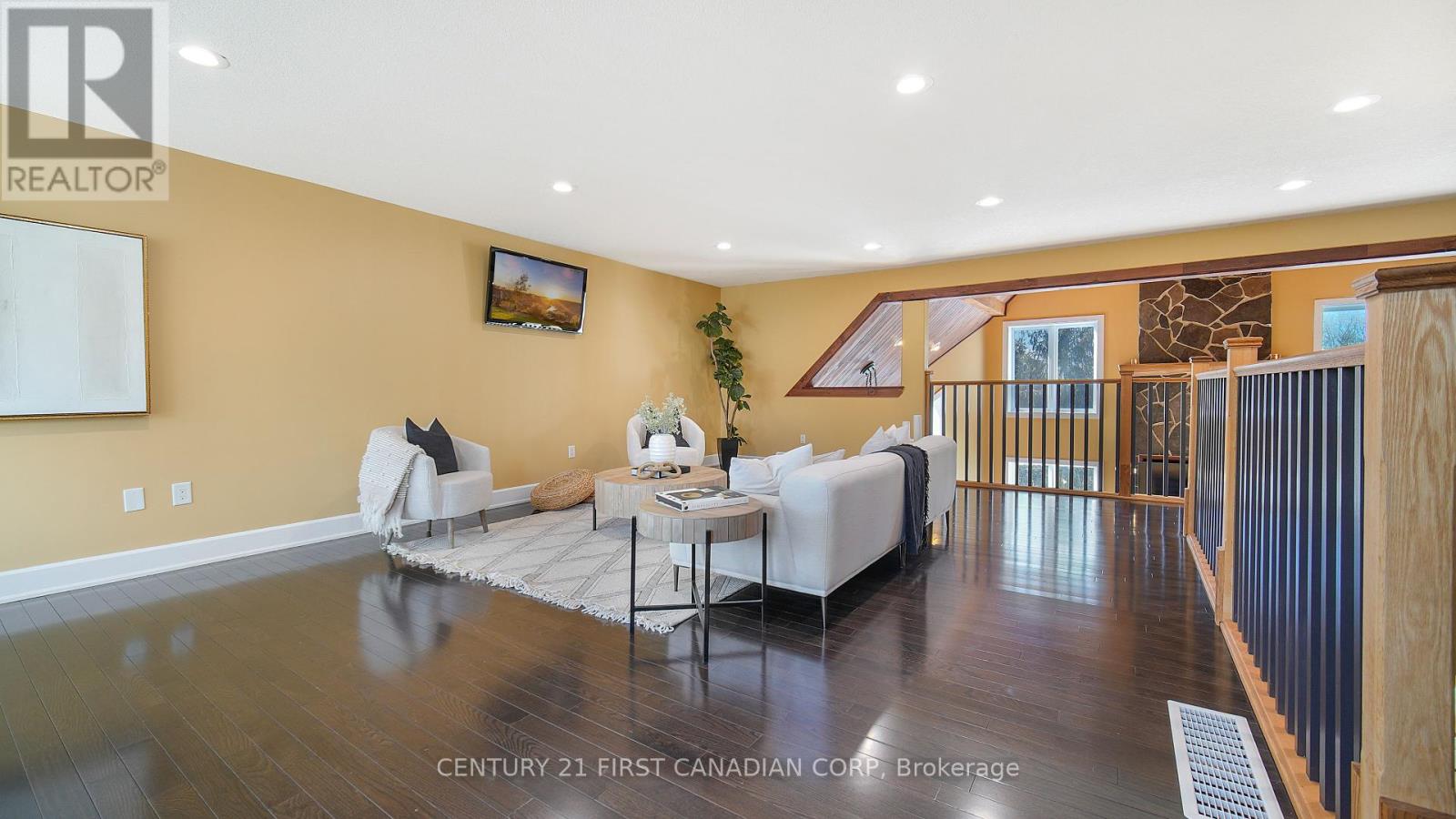 1659 Hamilton Road, London South (South U), Ontario  N6M 1G5 - Photo 26 - X12451240