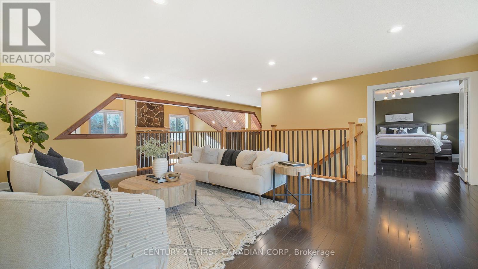 1659 Hamilton Road, London South (South U), Ontario  N6M 1G5 - Photo 29 - X12451240