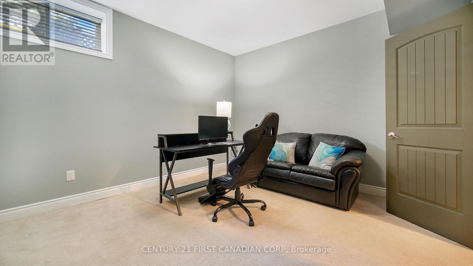 1659 Hamilton Road, London South (South U), Ontario  N6M 1G5 - Photo 37 - X12451240