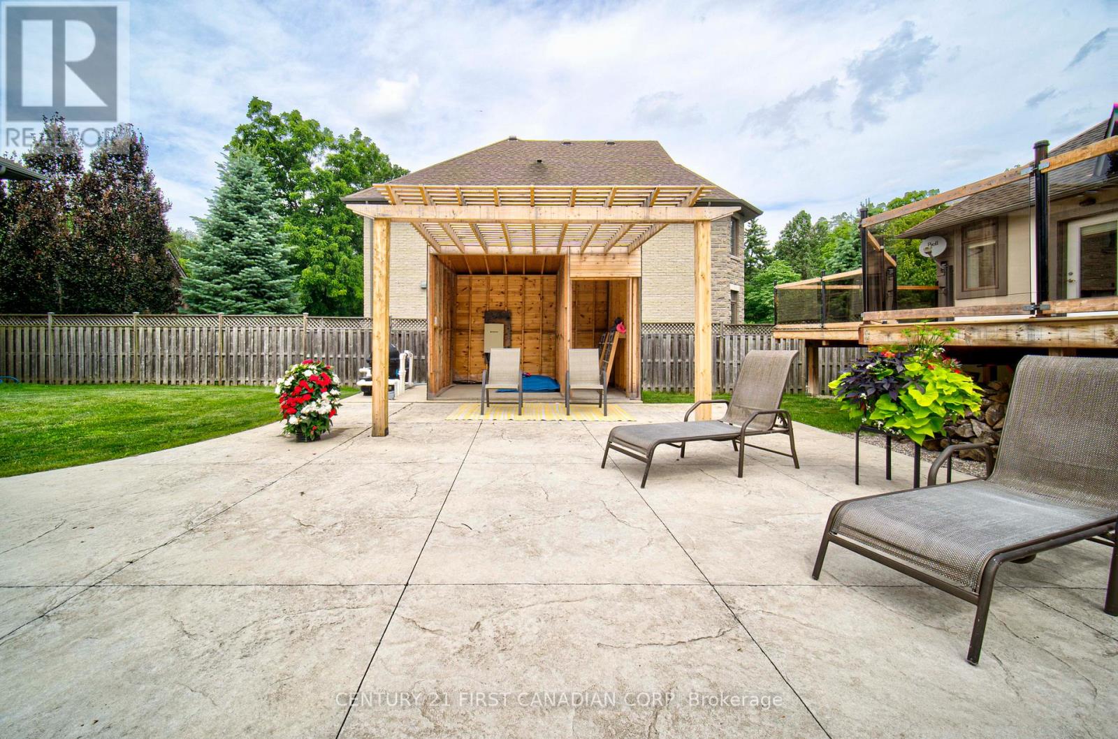 1659 Hamilton Road, London South (South U), Ontario  N6M 1G5 - Photo 43 - X12451240