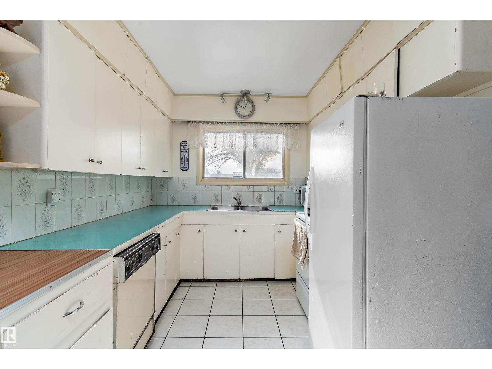 10570 66 Av Nw, Edmonton, Alberta  T6H 1X4 - Photo 16 - E4461280