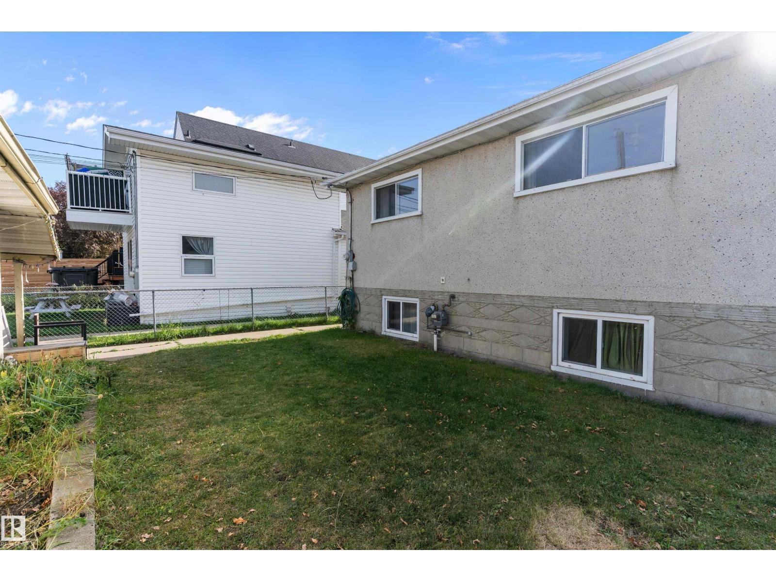 10570 66 Av Nw, Edmonton, Alberta  T6H 1X4 - Photo 31 - E4461280