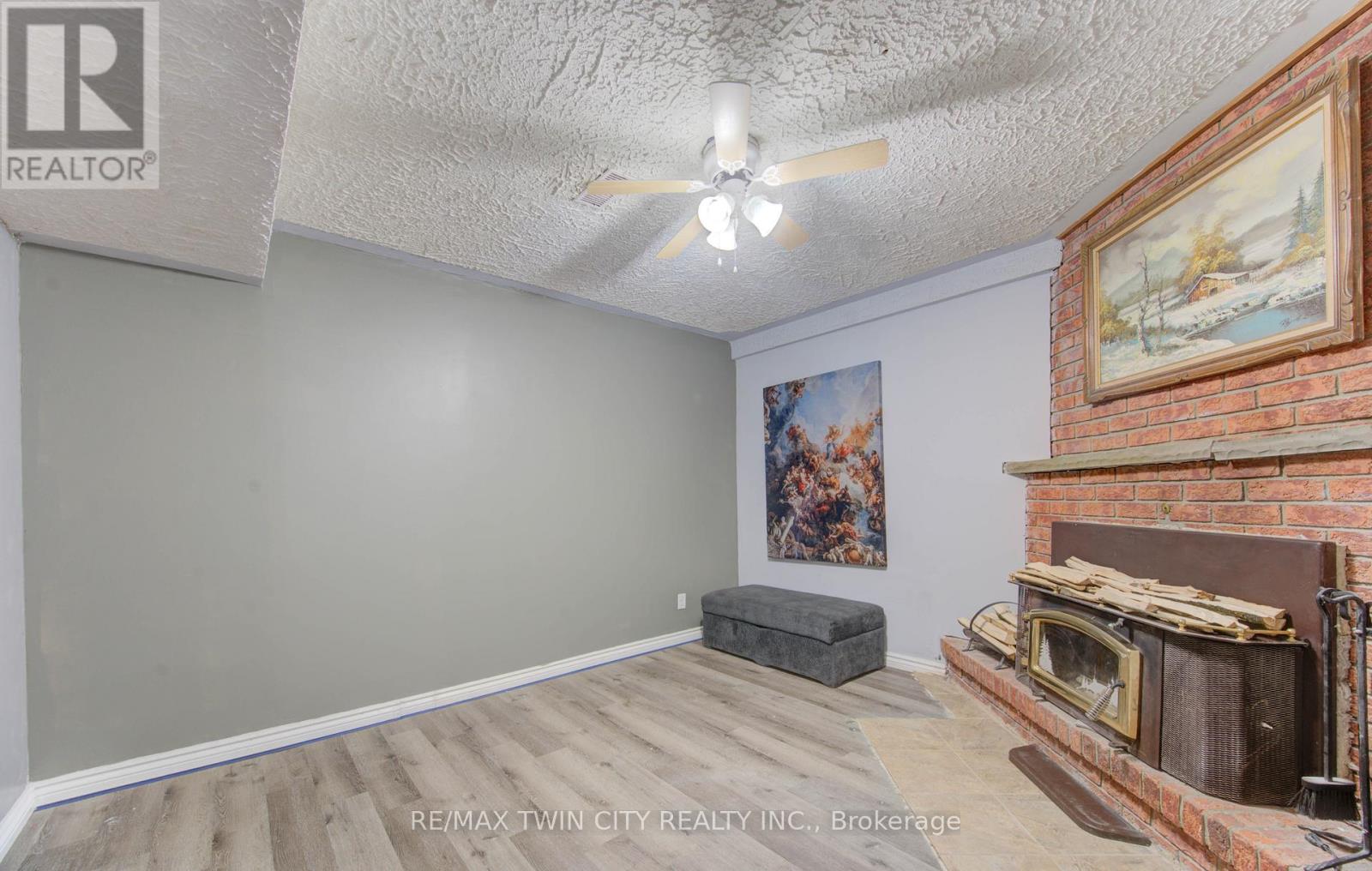 320 Country Hill Drive, Kitchener, Ontario  N2E 2C2 - Photo 30 - X12451164