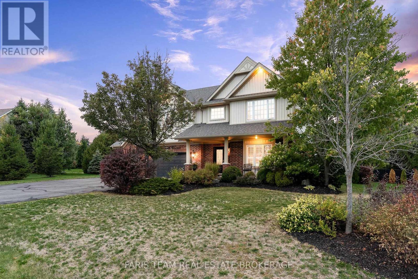 6 Somerville Crescent, Mulmur, Ontario  L0N 1M0 - Photo 2 - X12451178