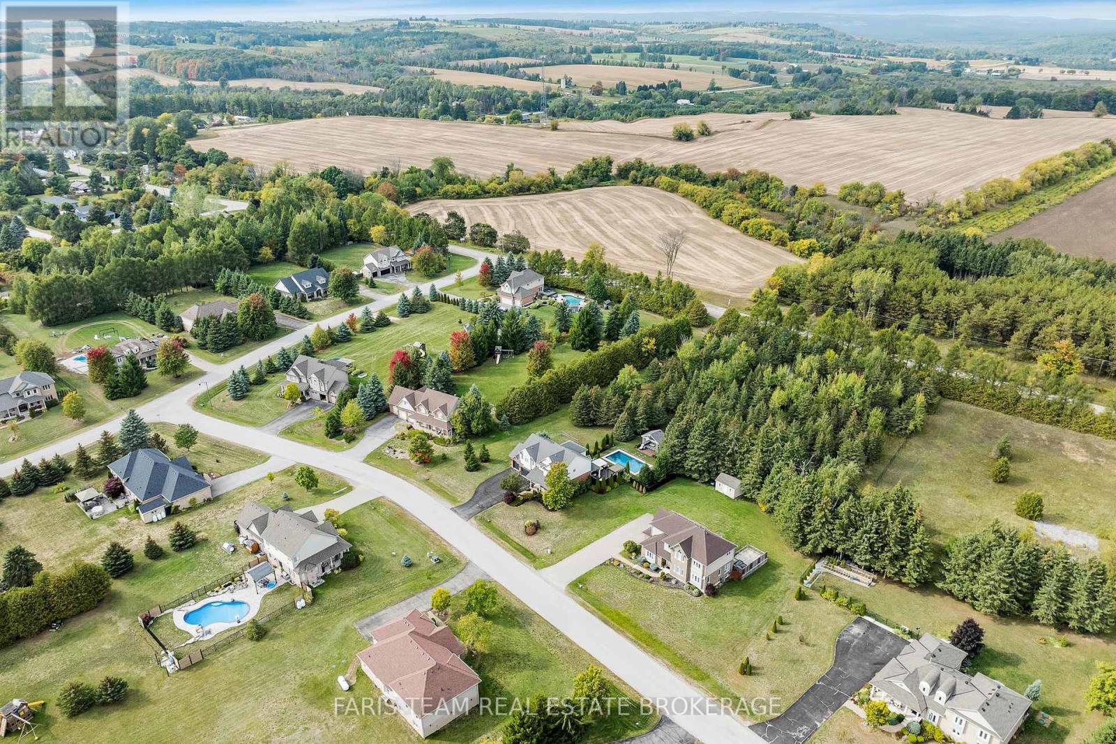 6 Somerville Crescent, Mulmur, Ontario  L0N 1M0 - Photo 40 - X12451178
