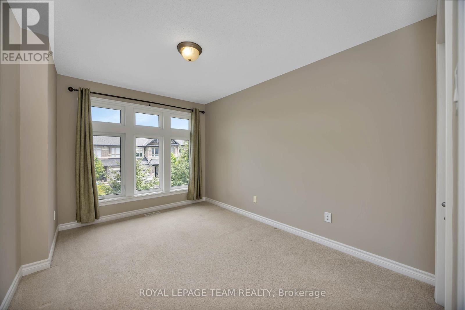 880 Fletcher Circle, Ottawa, Ontario  K2T 0B8 - Photo 23 - X12451253