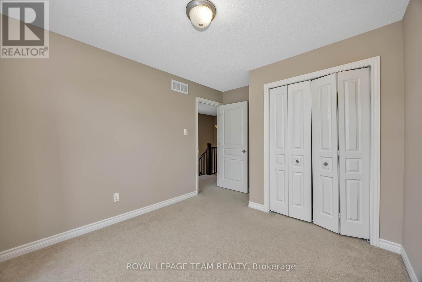 880 Fletcher Circle, Ottawa, Ontario  K2T 0B8 - Photo 28 - X12451253