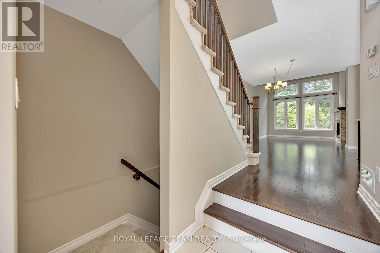 880 Fletcher Circle, Ottawa, Ontario  K2T 0B8 - Photo 32 - X12451253