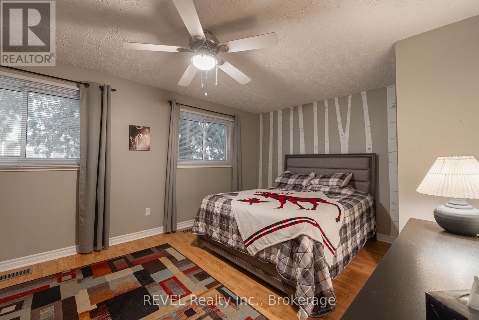 113 - 185 Denistoun Street, Welland, Ontario  L3C 6J6 - Photo 10 - X12451247