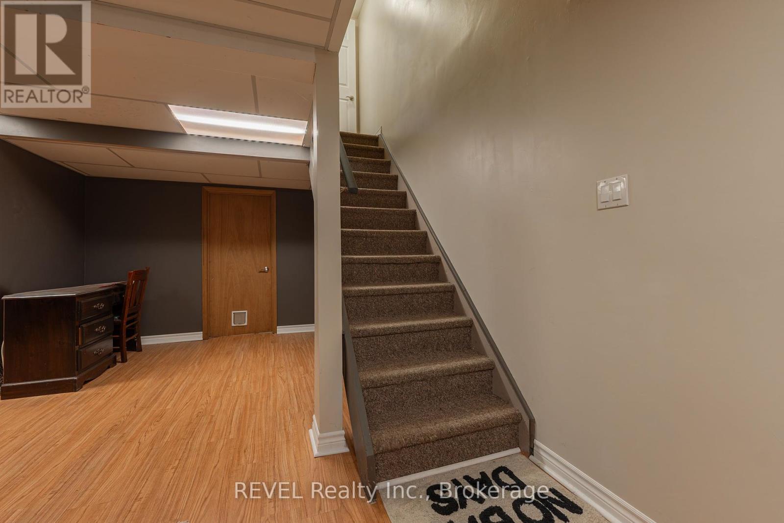 113 - 185 Denistoun Street, Welland, Ontario  L3C 6J6 - Photo 22 - X12451247