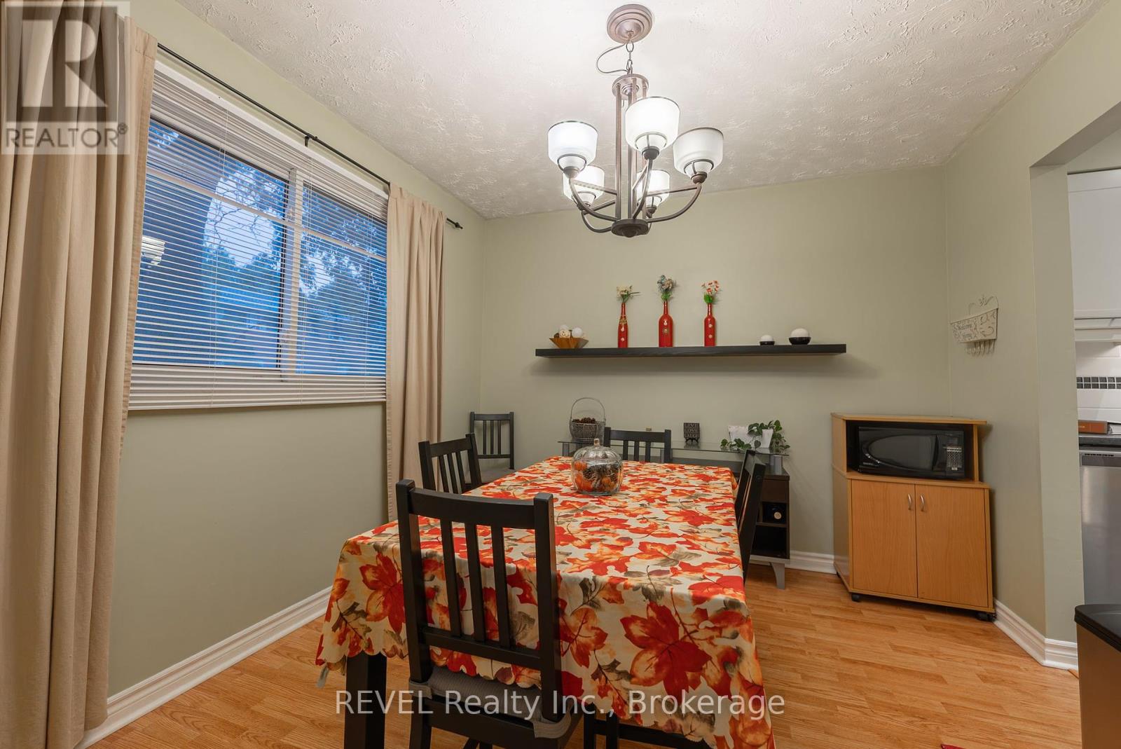 113 - 185 Denistoun Street, Welland, Ontario  L3C 6J6 - Photo 6 - X12451247
