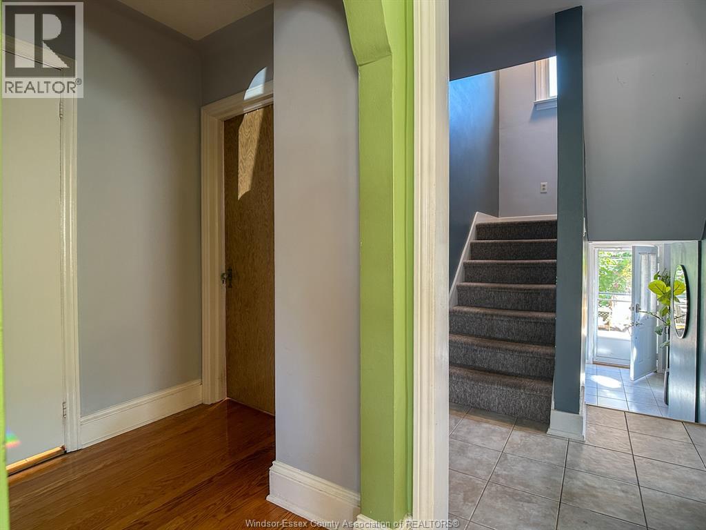 2348 Bernard, Windsor, Ontario  N8W 4R8 - Photo 11 - 25025628
