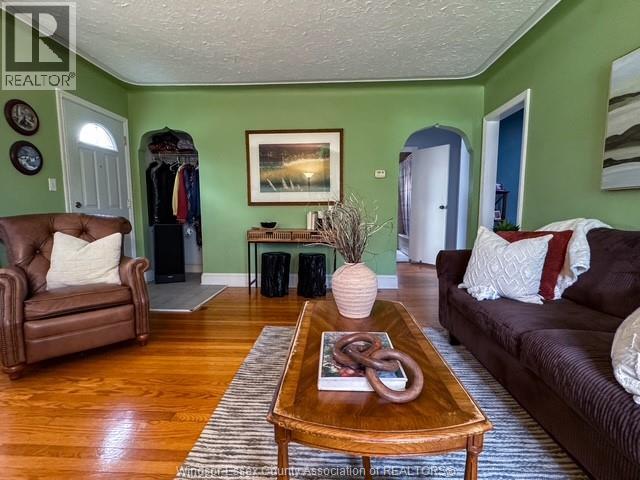2348 Bernard, Windsor, Ontario  N8W 4R8 - Photo 5 - 25025628
