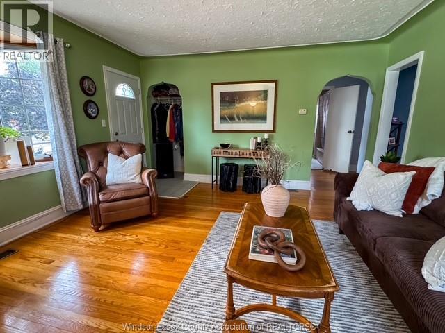 2348 Bernard, Windsor, Ontario  N8W 4R8 - Photo 6 - 25025628