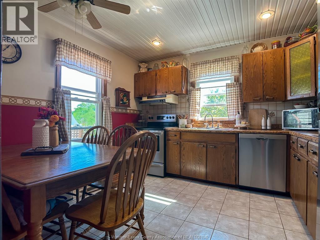 2348 Bernard, Windsor, Ontario  N8W 4R8 - Photo 7 - 25025628