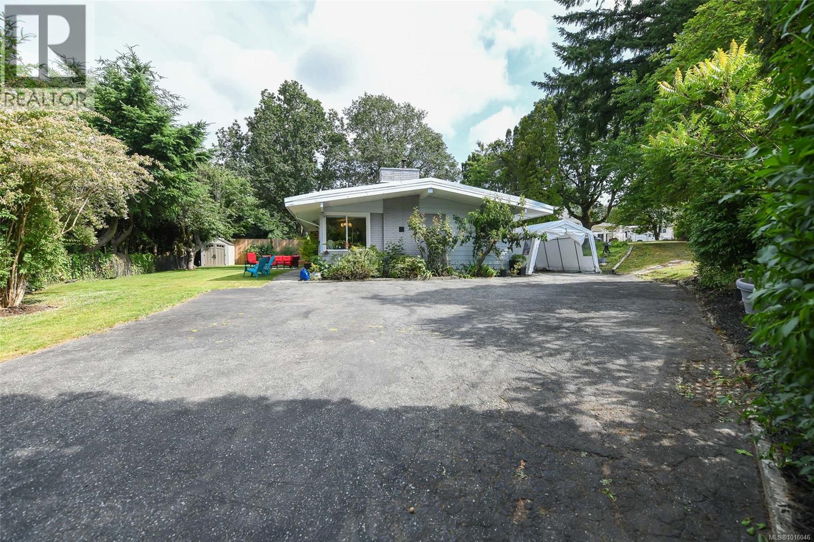 4740 Island Hwy N, Courtenay, British Columbia  V9N 5Y7 - Photo 27 - 1016046