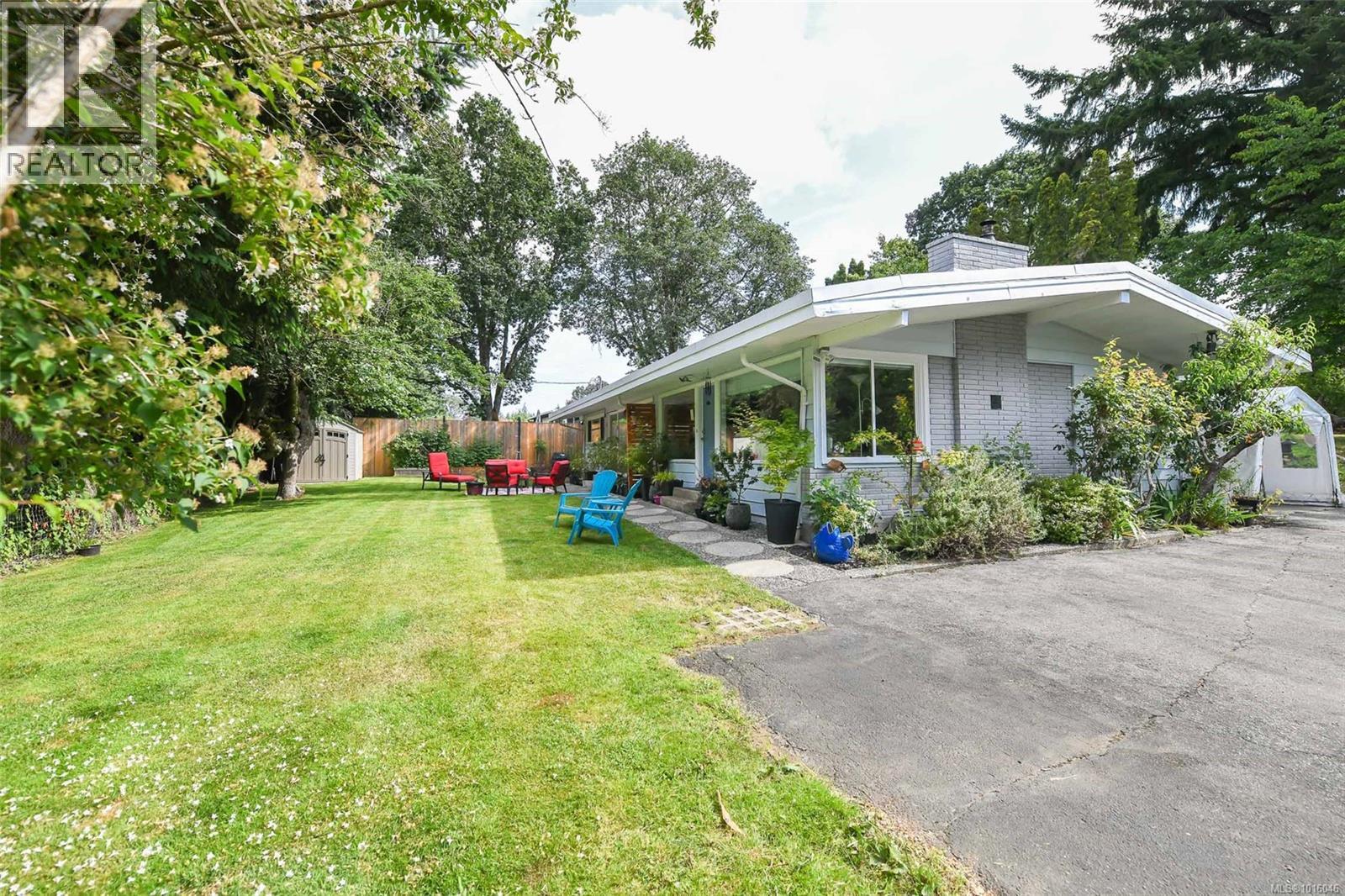 4740 Island Hwy N, Courtenay, British Columbia  V9N 5Y7 - Photo 31 - 1016046