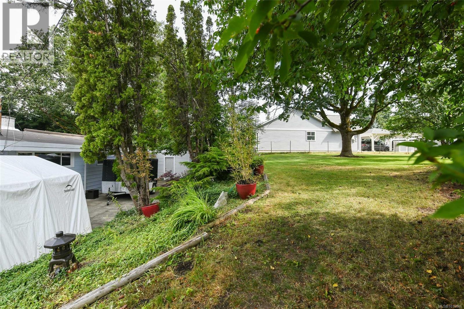 4740 Island Hwy N, Courtenay, British Columbia  V9N 5Y7 - Photo 34 - 1016046
