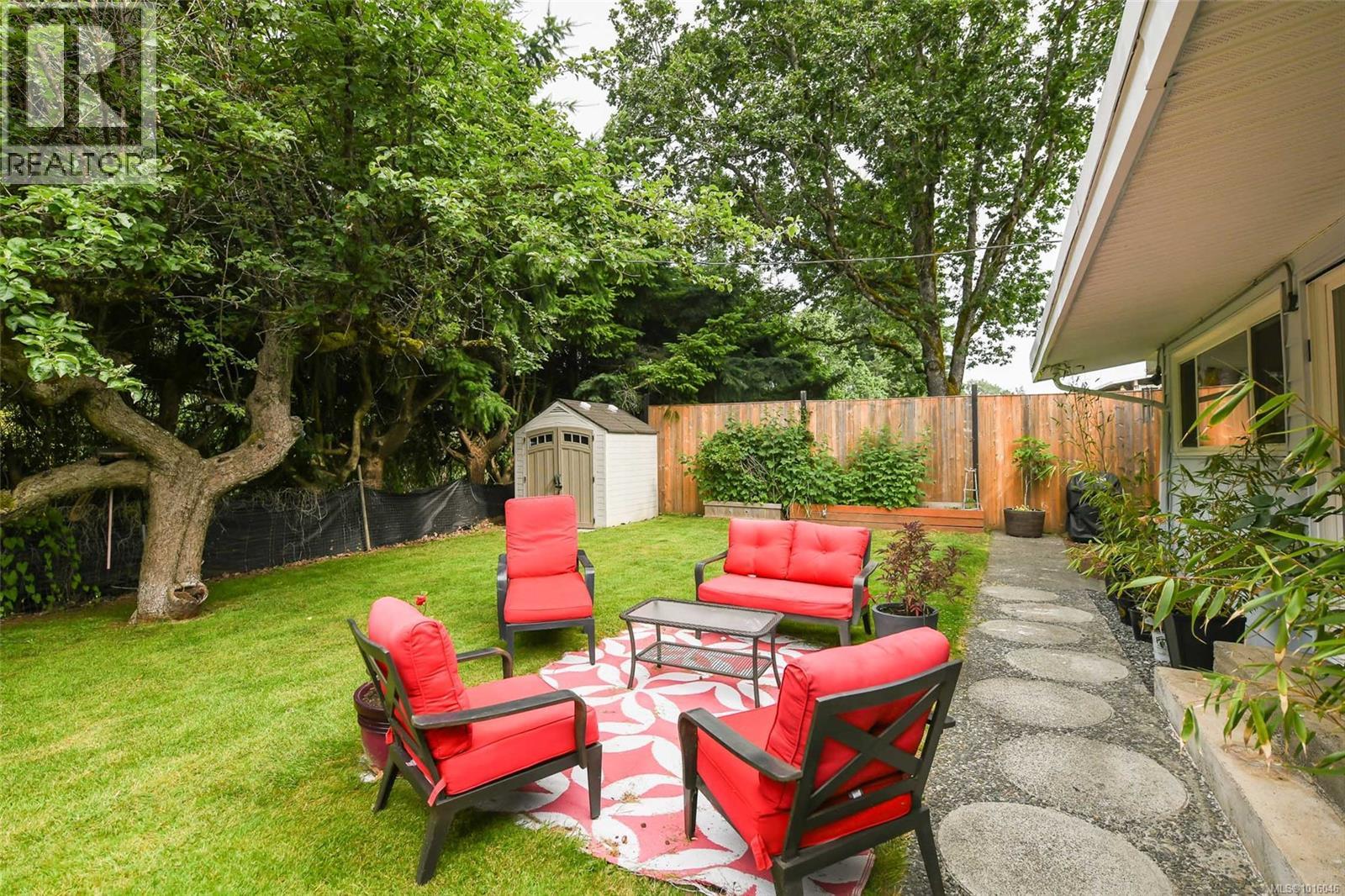 4740 Island Hwy N, Courtenay, British Columbia  V9N 5Y7 - Photo 44 - 1016046