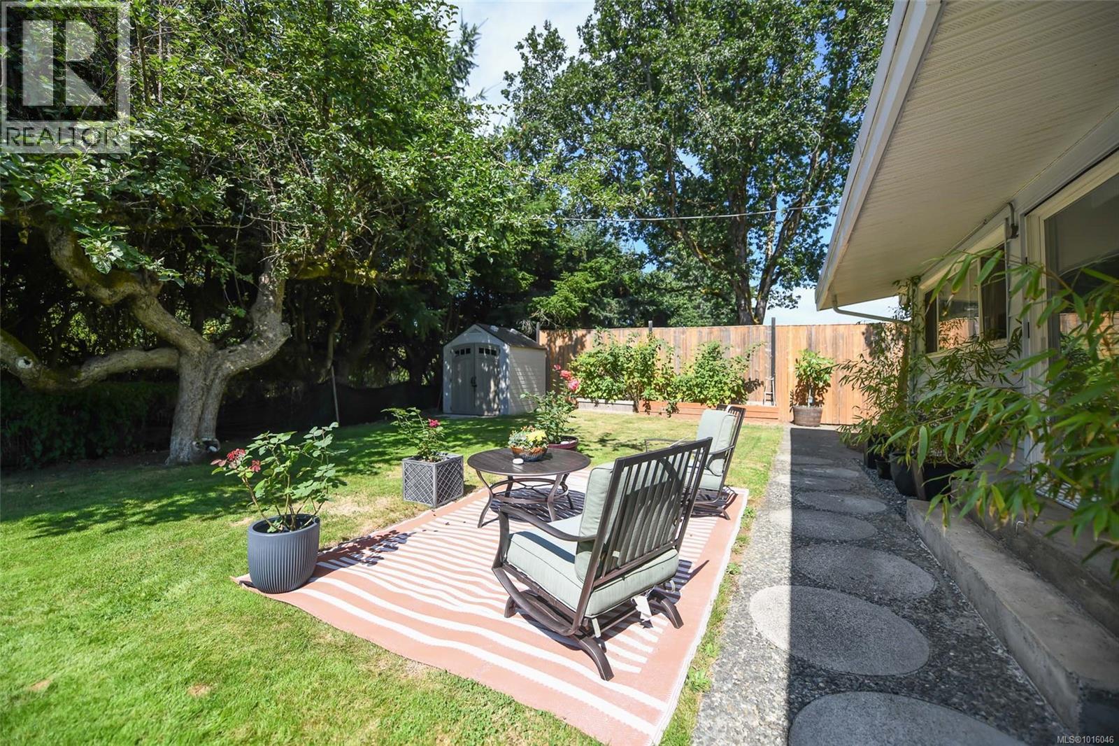 4740 Island Hwy N, Courtenay, British Columbia  V9N 5Y7 - Photo 47 - 1016046