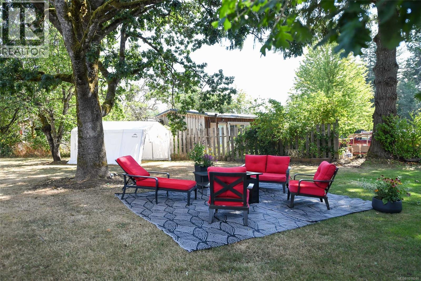 4740 Island Hwy N, Courtenay, British Columbia  V9N 5Y7 - Photo 57 - 1016046