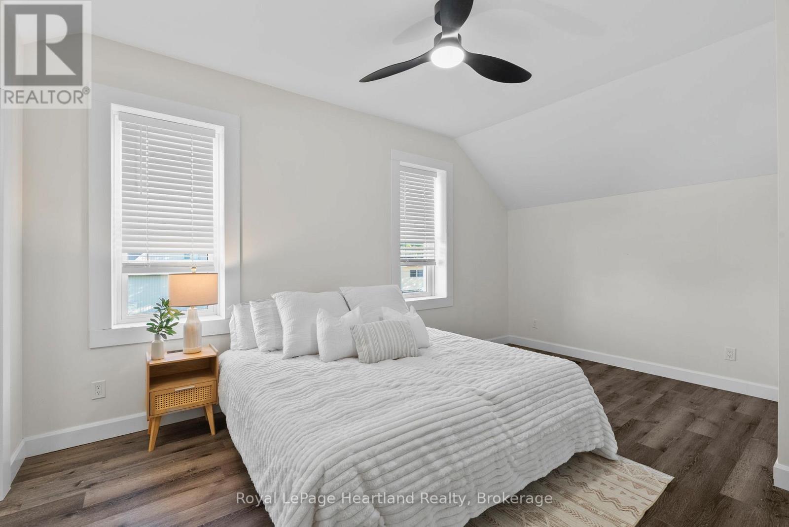 15 Queen Street E, Minto, Ontario  N0G 1M0 - Photo 27 - X12451243