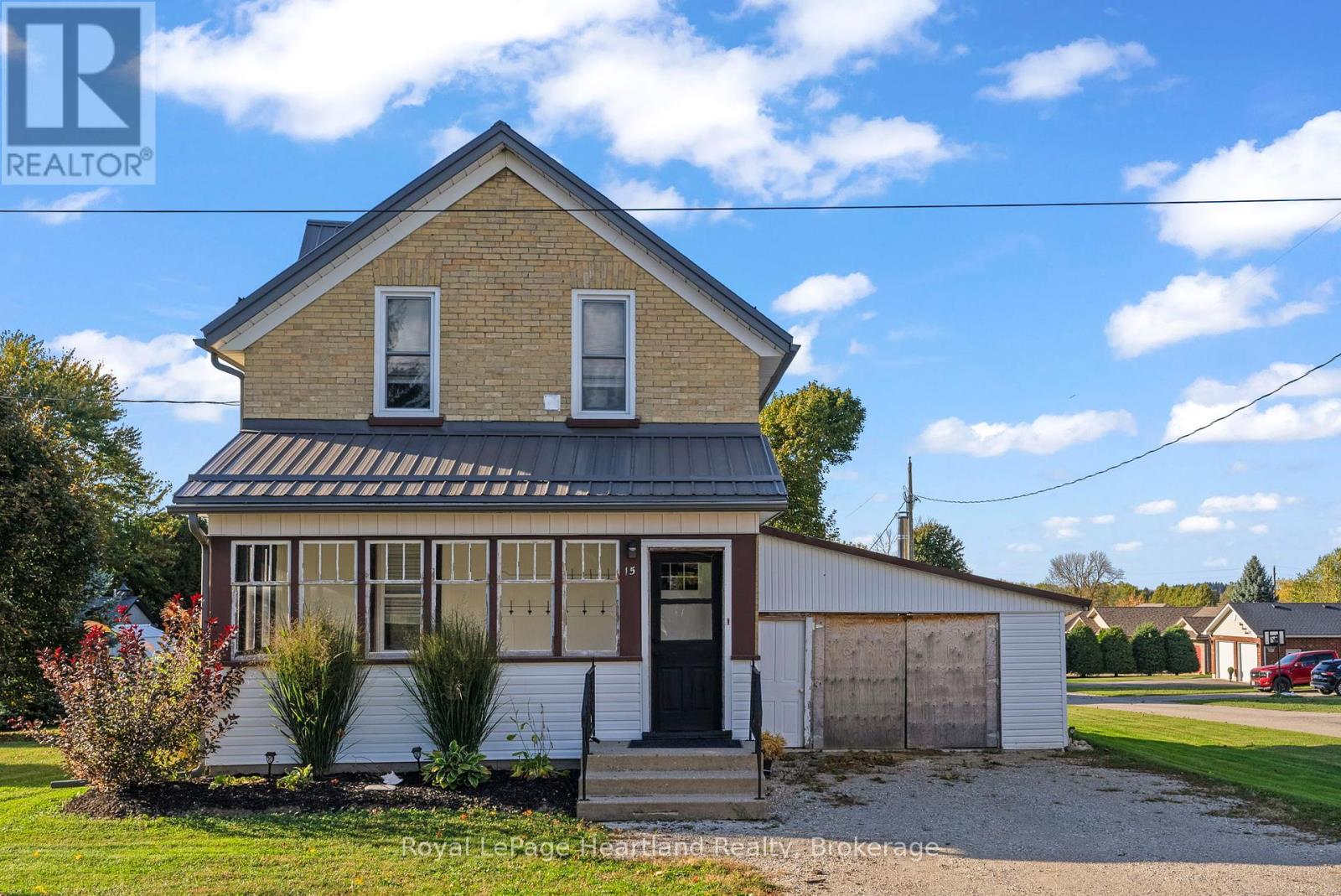 15 Queen Street E, Minto, Ontario  N0G 1M0 - Photo 42 - X12451243
