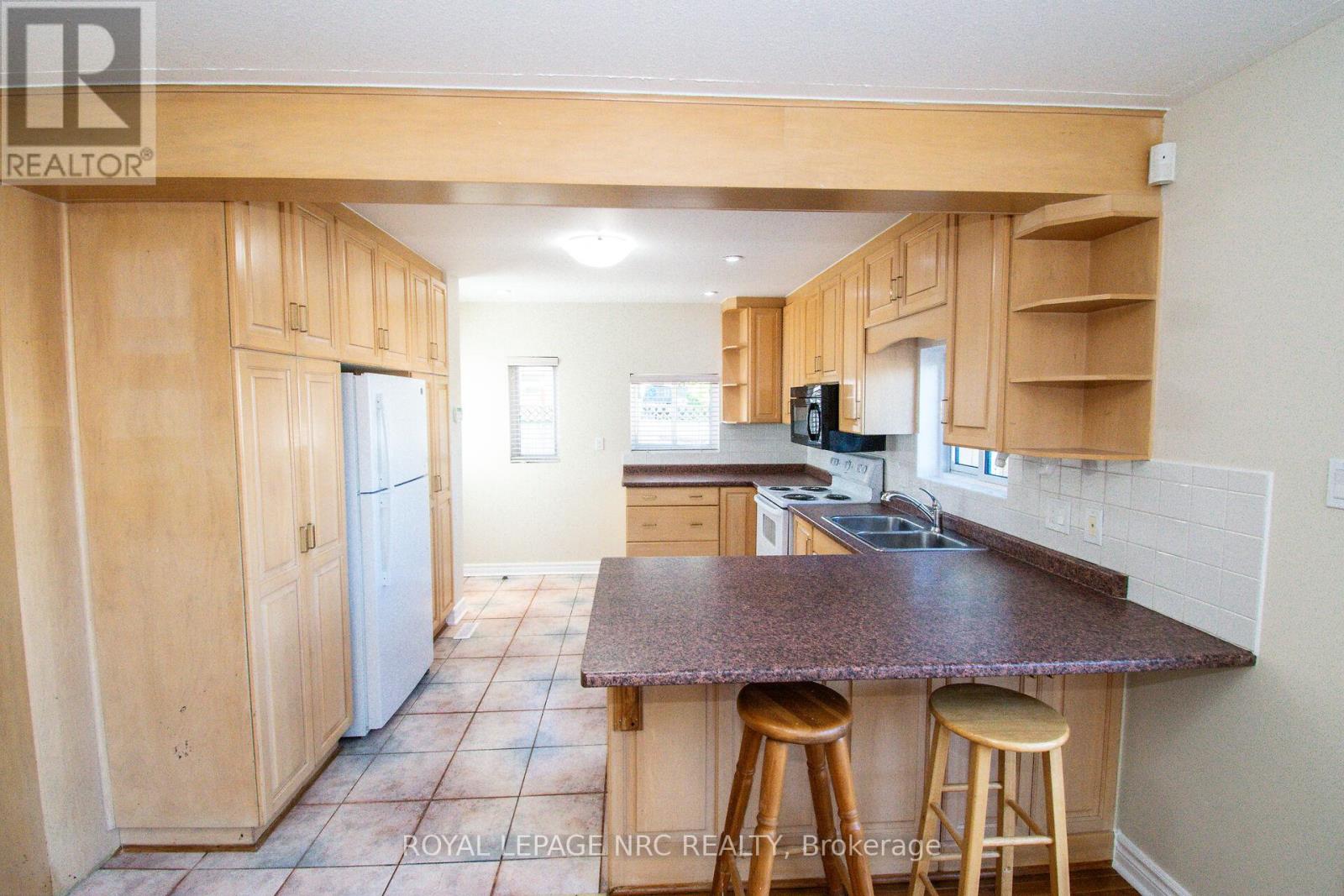 6561 Bellevue Street, Niagara Falls, Ontario  L2E 1Y9 - Photo 14 - X12448881