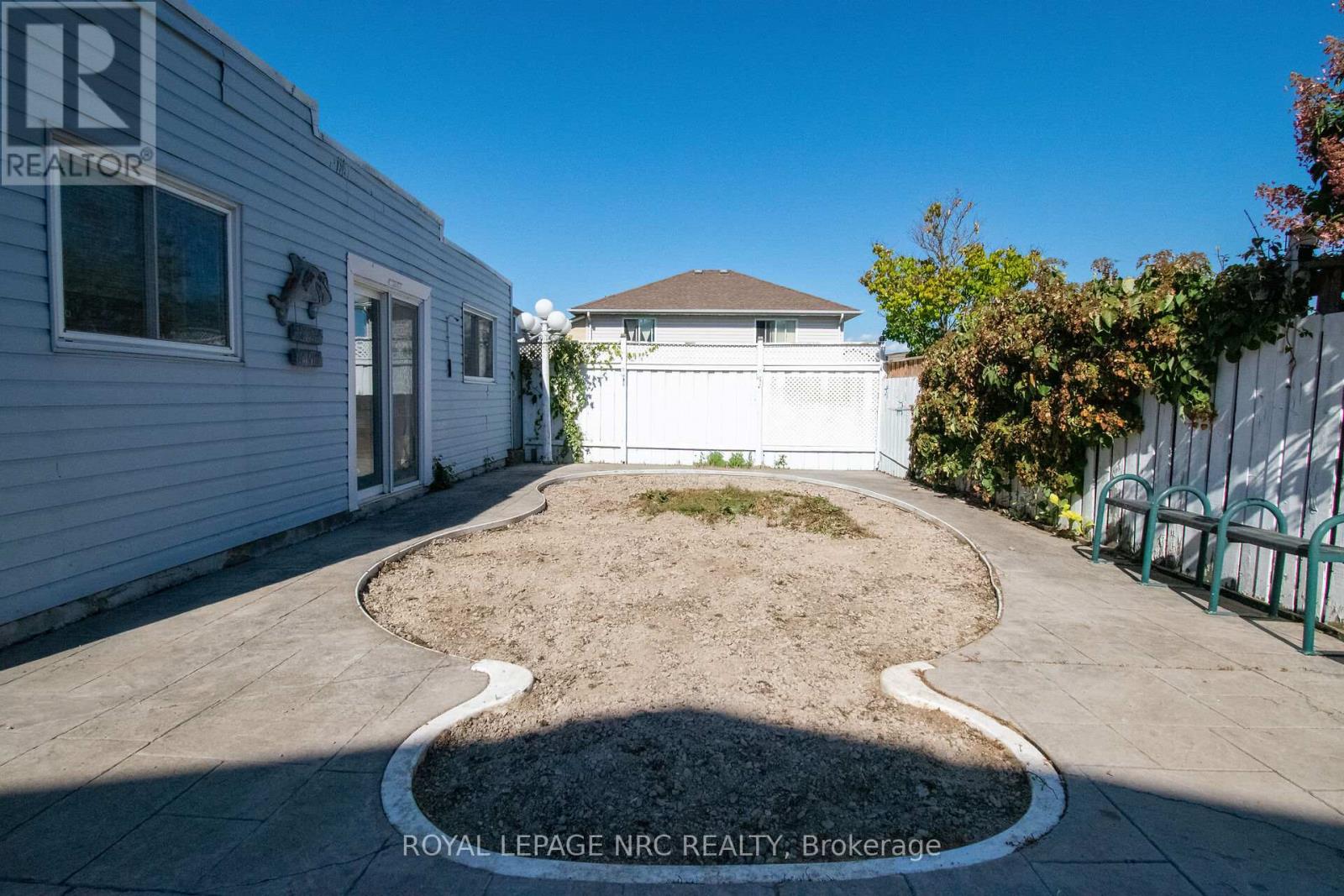 6561 Bellevue Street, Niagara Falls, Ontario  L2E 1Y9 - Photo 50 - X12448881