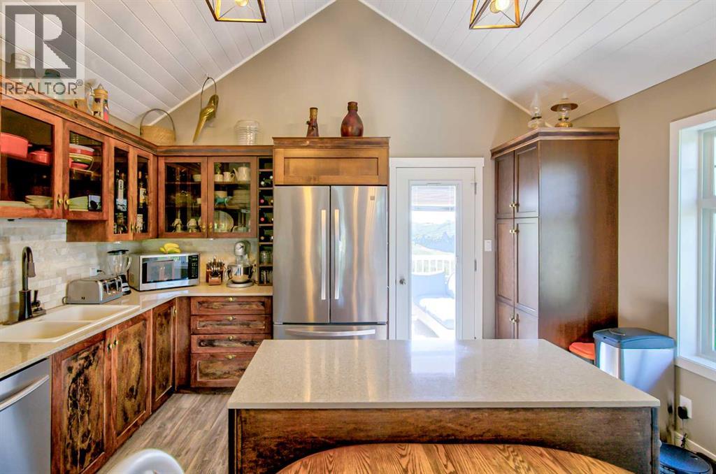 506 1 Street, Rural Pincher Creek No. 9, Alberta  T0K 1W0 - Photo 15 - A2245263