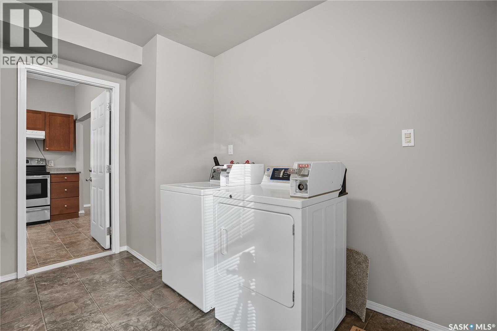 1511 15th Avenue, Regina, Saskatchewan  S4P 0Z4 - Photo 16 - SK020282