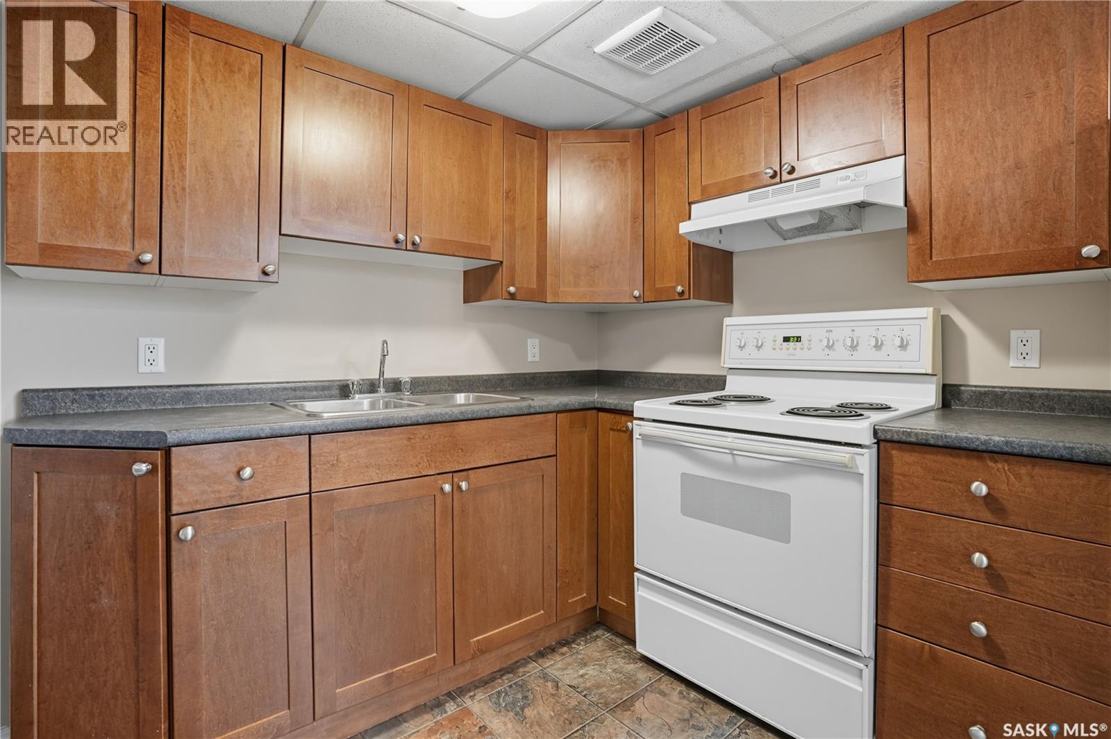 1511 15th Avenue, Regina, Saskatchewan  S4P 0Z4 - Photo 30 - SK020282