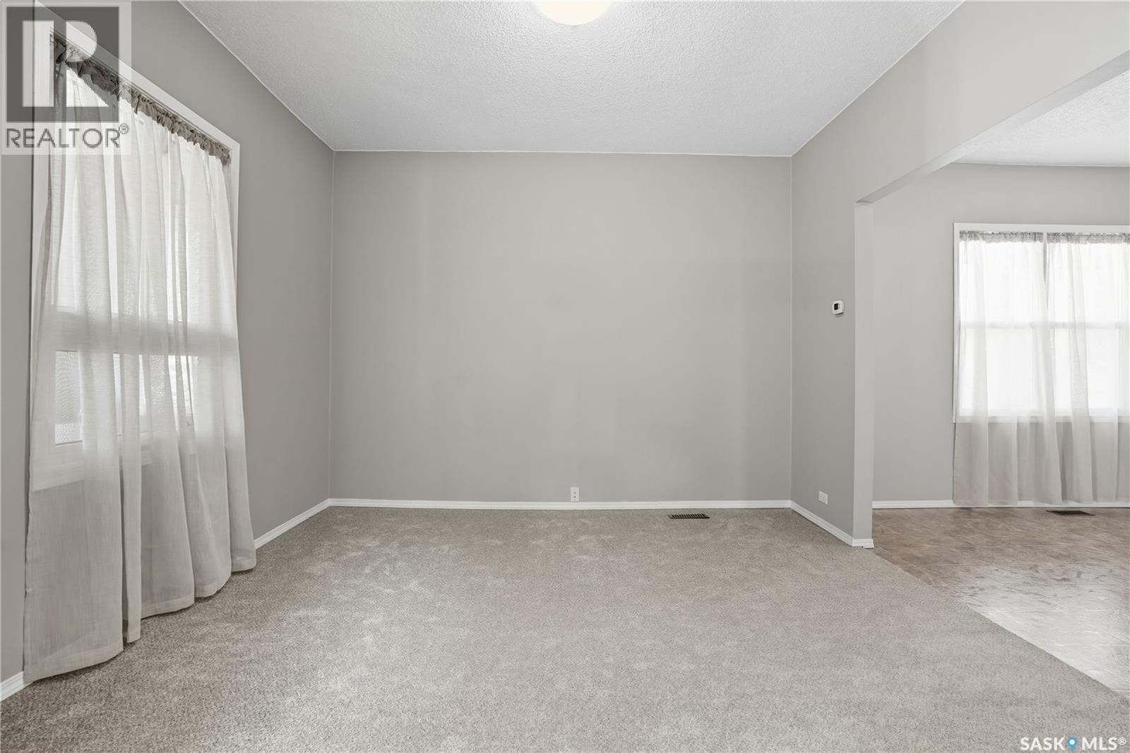 1511 15th Avenue, Regina, Saskatchewan  S4P 0Z4 - Photo 8 - SK020282