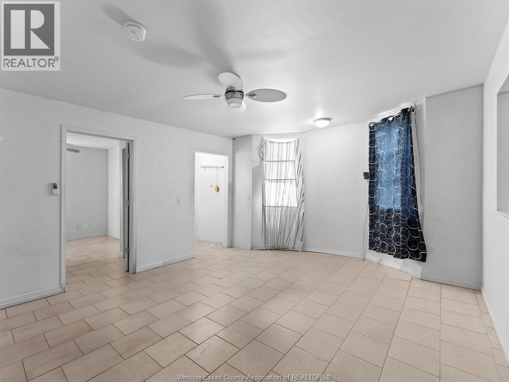 253 Curry Avenue, Windsor, Ontario  N9B 2B4 - Photo 16 - 25025634