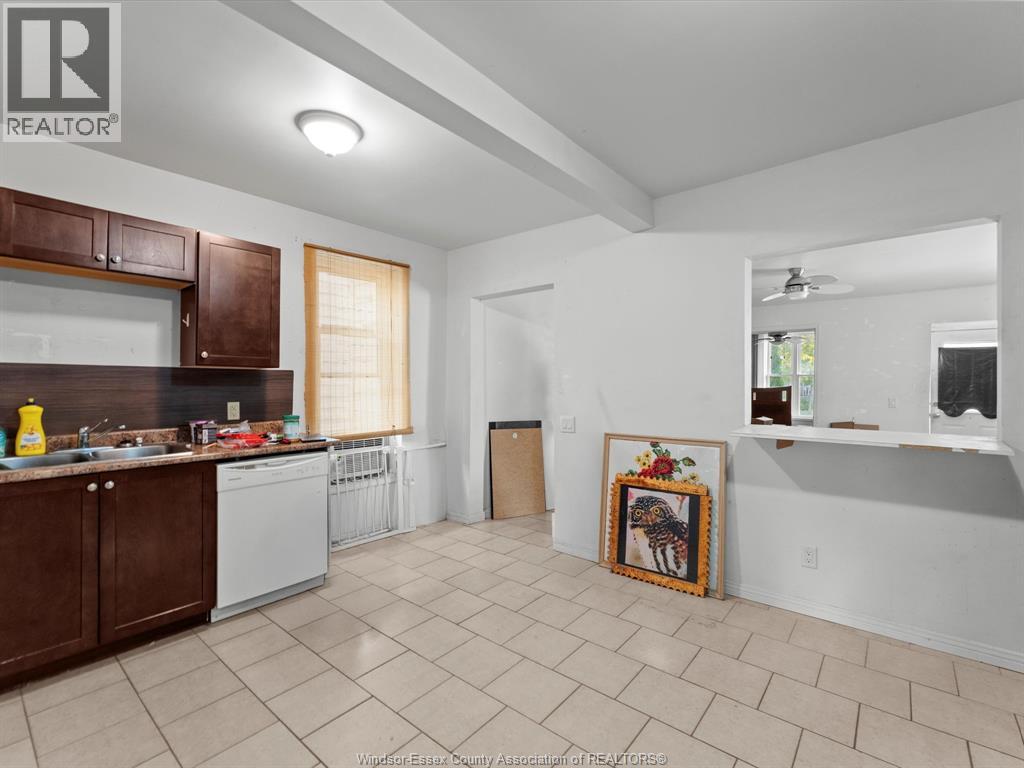 253 Curry Avenue, Windsor, Ontario  N9B 2B4 - Photo 18 - 25025634