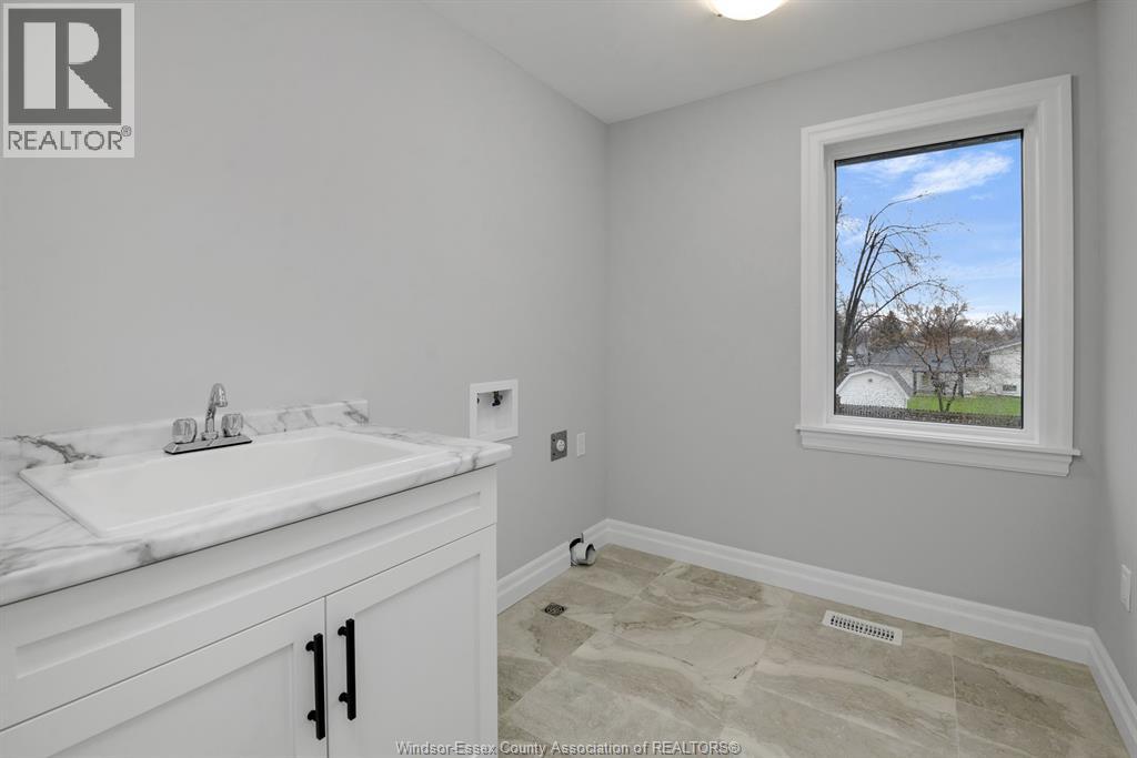 49 Belleview Drive, Kingsville, Ontario  N0R 1B0 - Photo 24 - 25025624