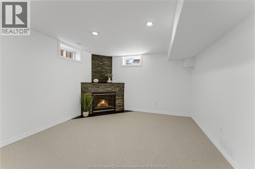180 Oak Dr, Essex, Ontario  N8M 3C6 - Photo 31 - 25025560