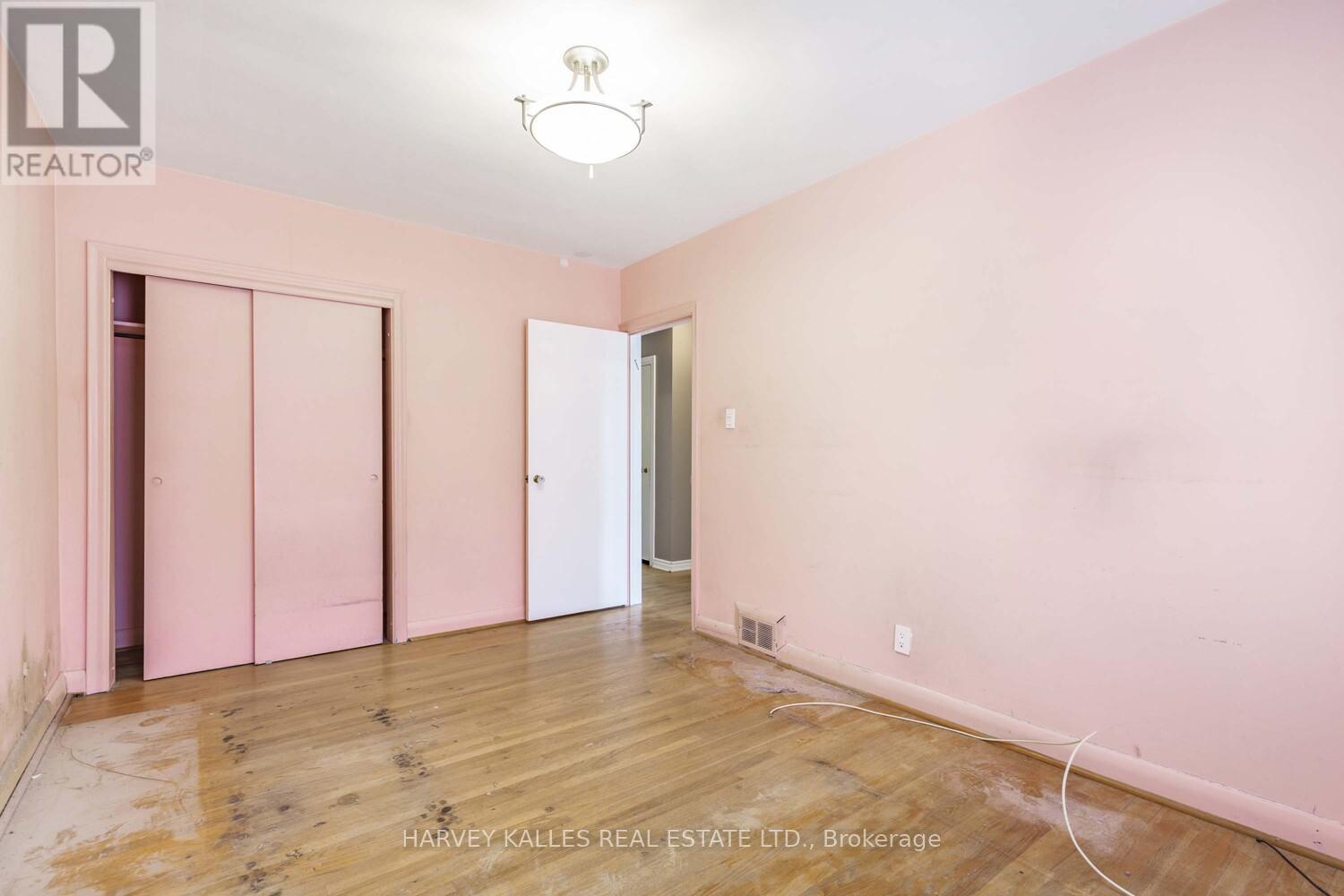 246 Brighton Avenue, Toronto, Ontario  M3H 4E7 - Photo 13 - C12451224