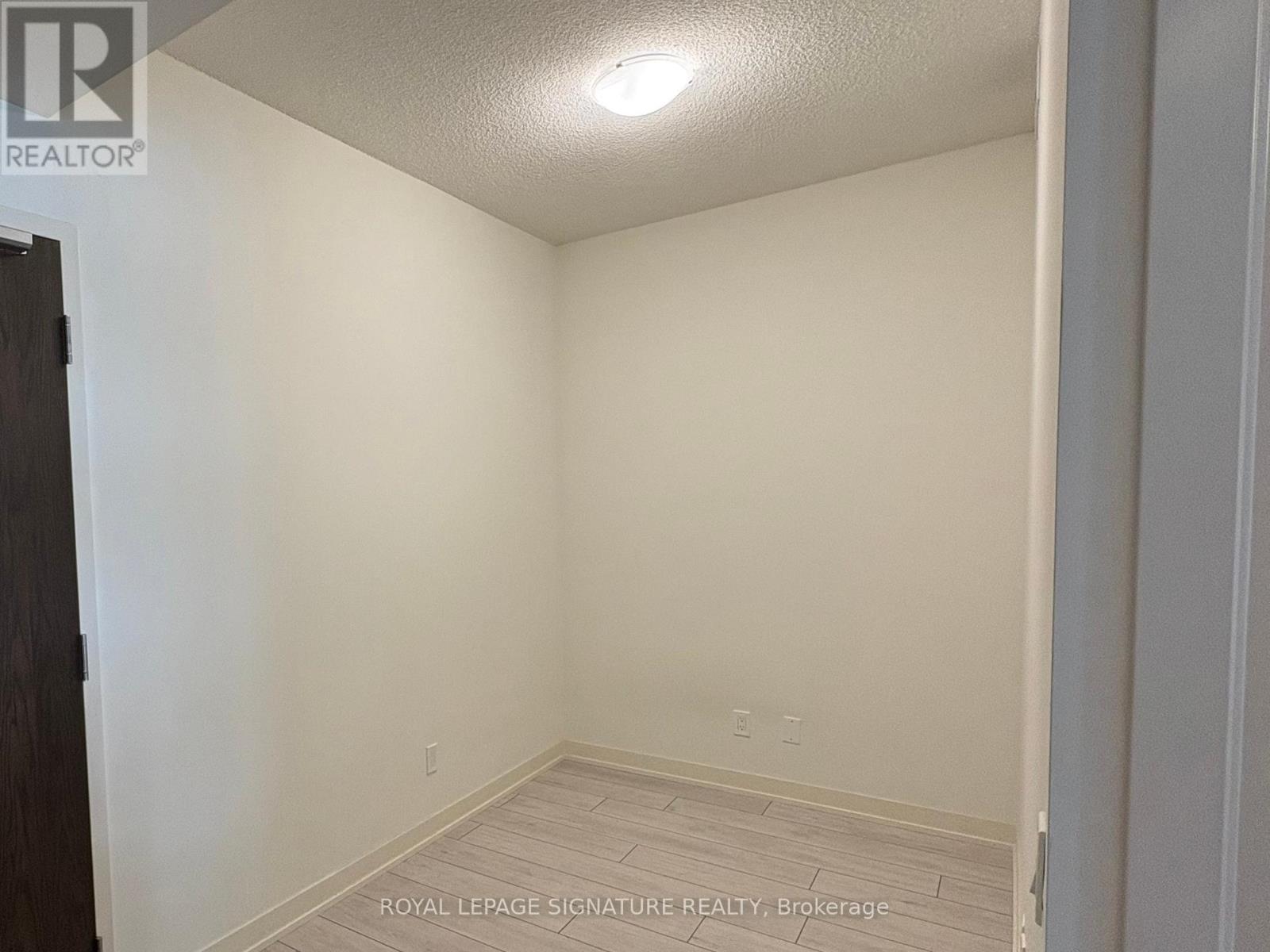 1203 - 4955 Yonge Street, Toronto, Ontario  M2N 0L8 - Photo 5 - C12451246