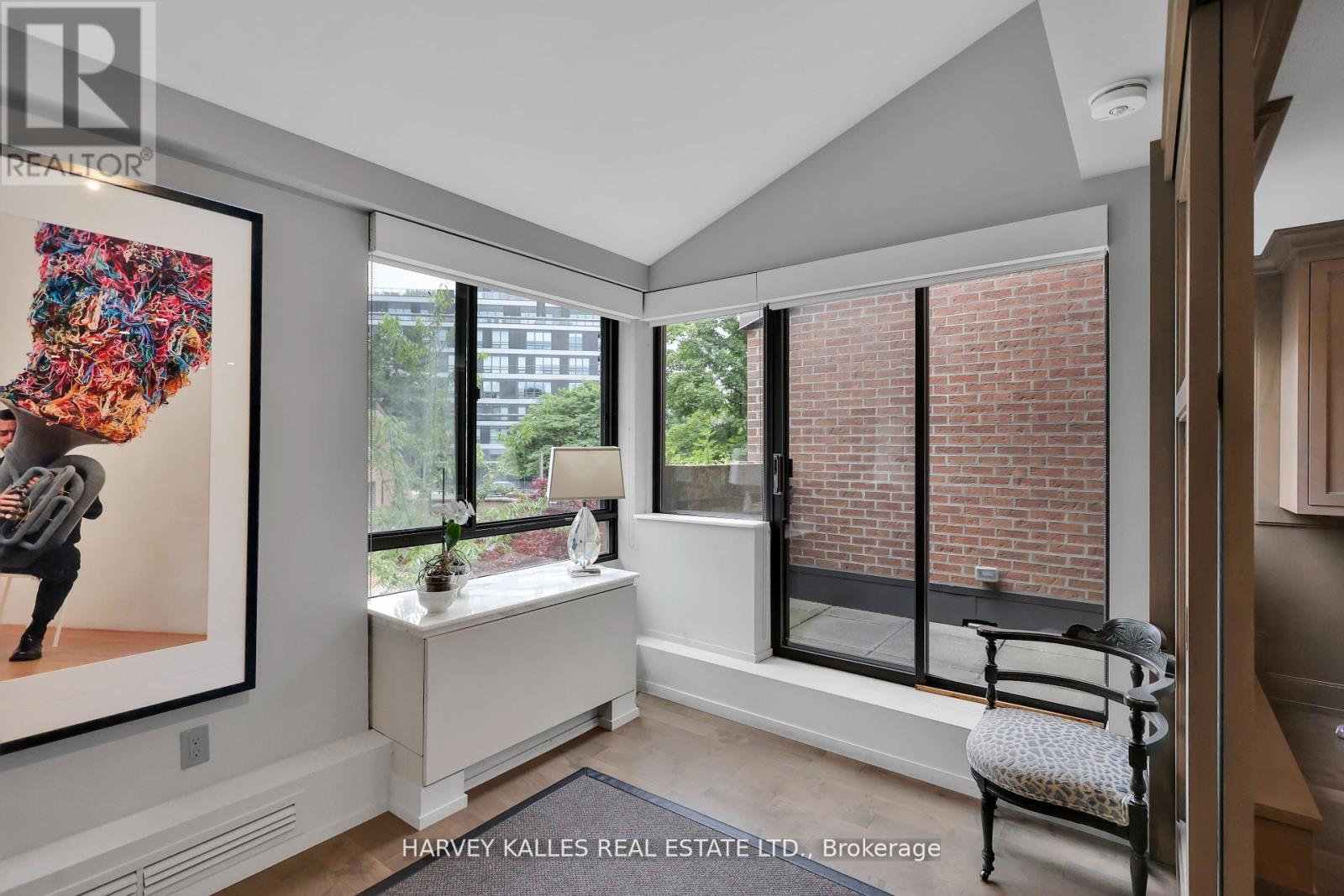 324-325 - 40 Sylvan Valley Way, Toronto, Ontario  M5M 4M3 - Photo 32 - C12451260