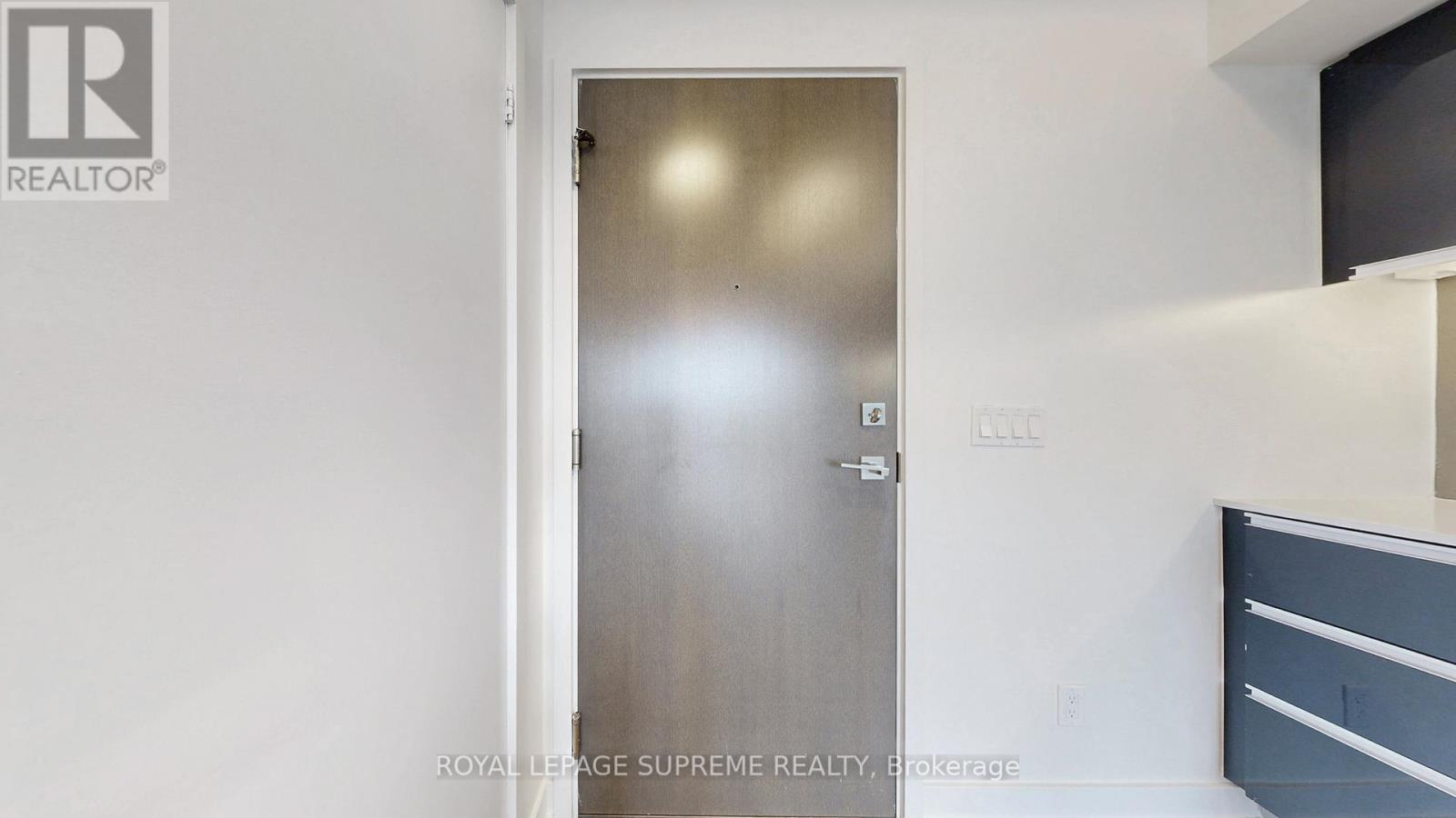 709 - 20 Gladstone Avenue, Toronto, Ontario  M6J 0E9 - Photo 22 - C12451263