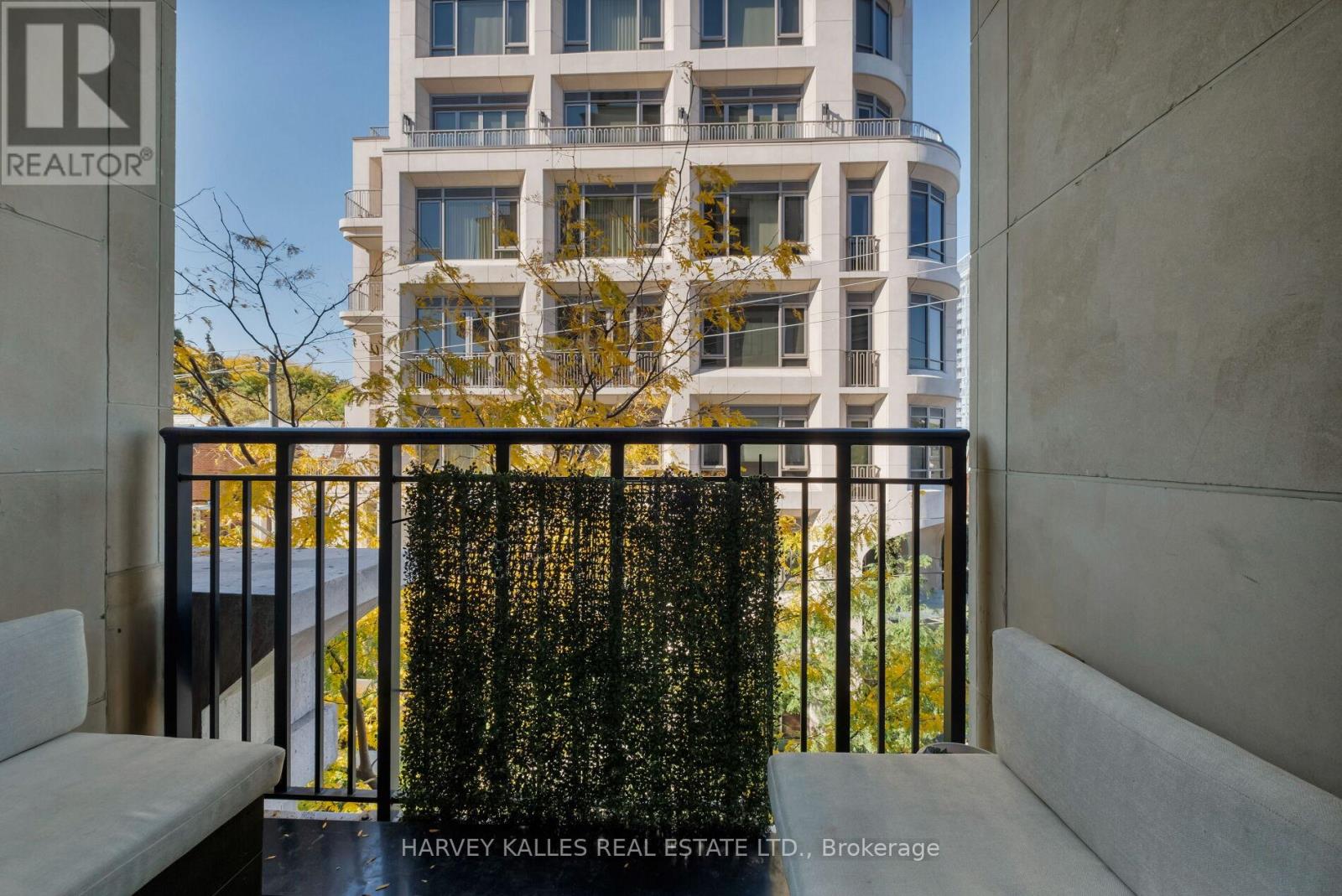 306 - 133 Hazelton Avenue, Toronto, Ontario  M5R 2E4 - Photo 13 - C12451278
