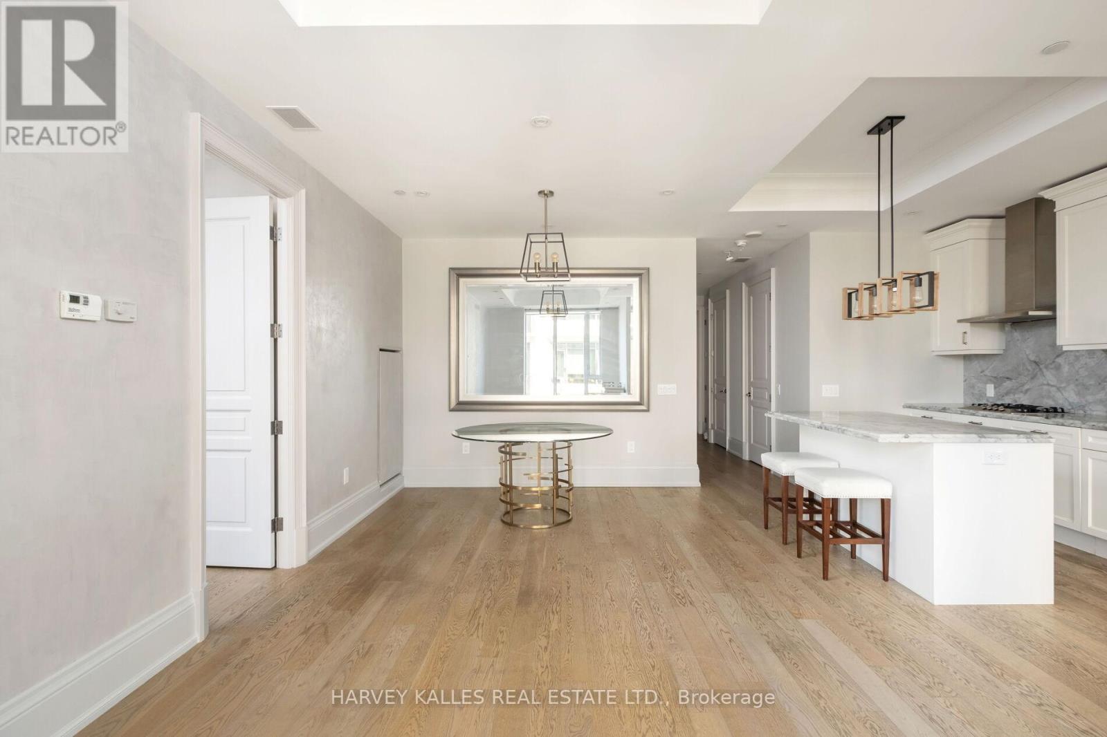 306 - 133 Hazelton Avenue, Toronto, Ontario  M5R 2E4 - Photo 5 - C12451278